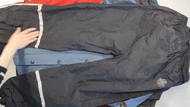 07062 Rain Zipper Holland (Дождевики м/ж)№1 12,55 кг 5,95€ за кг 32 ед смотреть онлайн