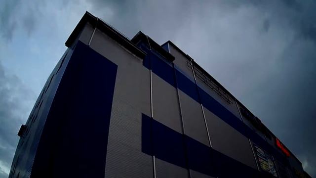 Влог: Вечерняя прогулка со спиннером по городу Орску смотреть онлайн