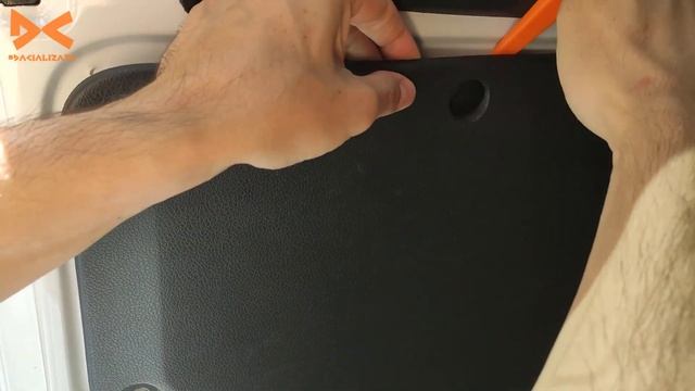 Pulsador para abrir la puerta desde el interior del vehículo - Dacia Dokker - Tutorial fácil смотреть онлайн