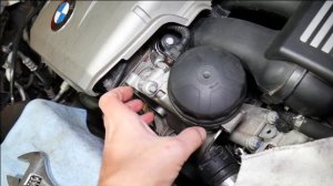OIL PRESSURE SENSOR SWITCH REPLACEMENT LOCATION BMW E81 E82 E87 E88 F20 F21