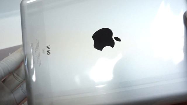 Новый iPad 3 распаковка (New iPad unboxing) смотреть онлайн