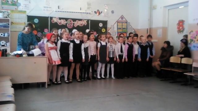 А я игрушек не замечаю.... Руки тряслись когда снимала....Очень трогательно.... смотреть онлайн