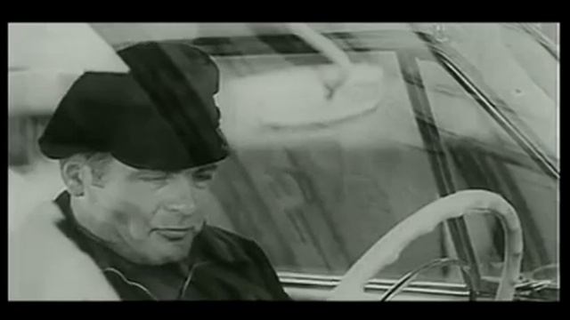 Romantic melody Michael Tariverdiyev - Couple on the bench (1968 year) смотреть онлайн