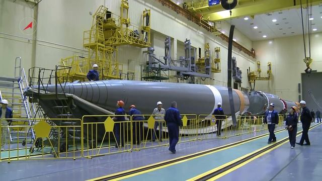 РН "Союз-2.1а" / ТГК "Прогресс МС-08". Работы в МИКе. смотреть онлайн