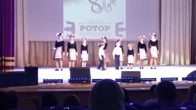 Народный стилизованный танец "Сон-трава" смотреть онлайн