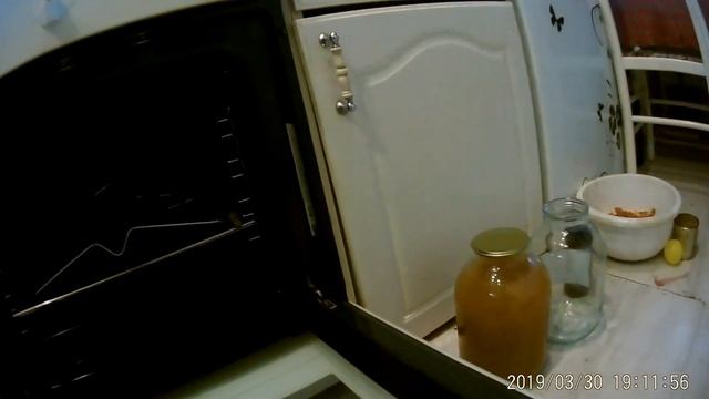 Как чистить дверцу духовки между стёкл (не нужно снимать стёкла)) смотреть онлайн