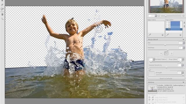 Selecting Water Splashes on a Photo with AKVIS SmartMask смотреть онлайн