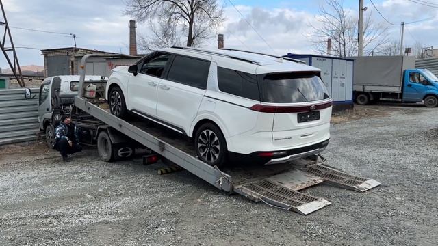 KIA CARNIVAL из Кореи смотреть онлайн