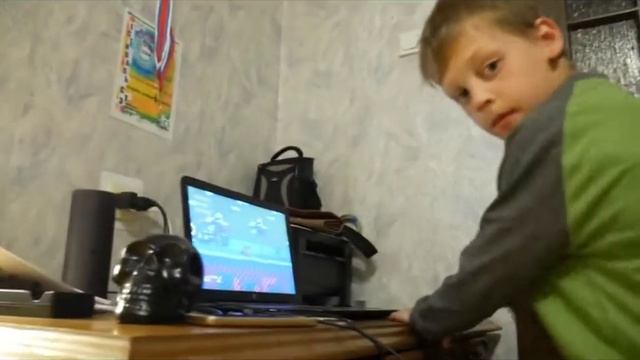 обзор на канал страхи шоу не когда не крути спинер 3;00 ночи смотреть онлайн