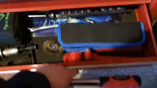 #Vauxhallmeriva скрип задних колодок,причина неизвестна.замена на брембо смотреть онлайн