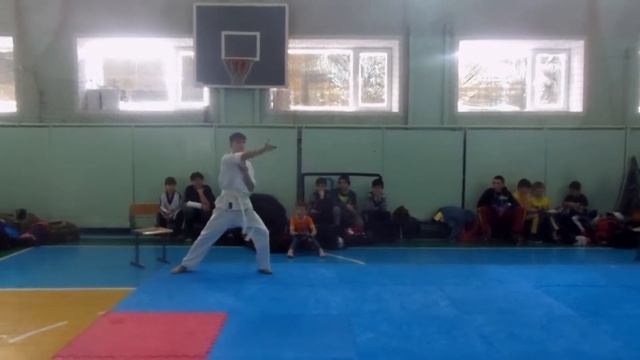 Роман Никишин- формс кикбоксинг ВТКА. Запорожье 01.04.17 смотреть онлайн