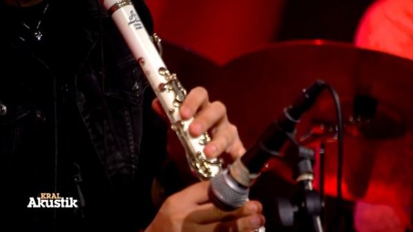 Irmak Arıcı - Dipsiz Kuyum