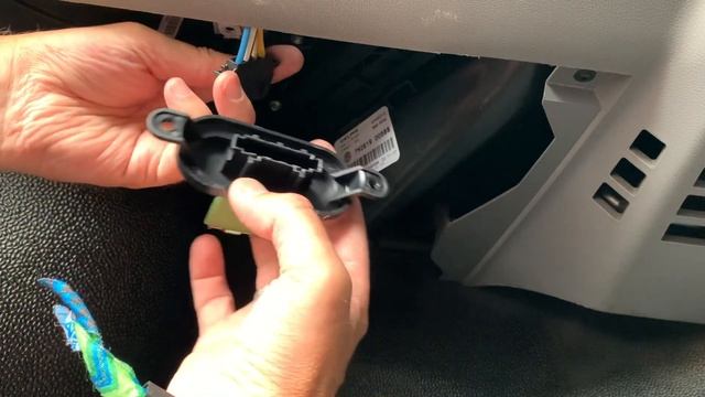 VW T5 Transporter - Heater Blower Resistor Fix - Could Be Easier Than You Think смотреть онлайн