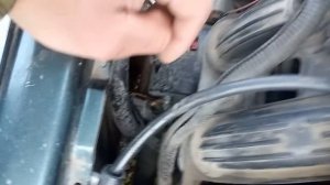 приора. нету зарядки после заводки только после перегазовки