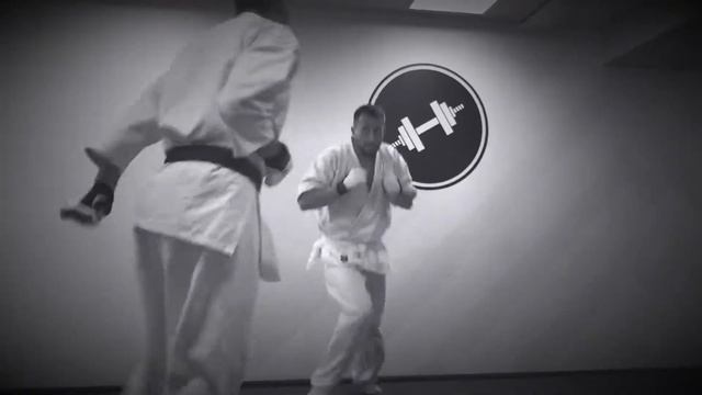 Не отступать и не сдаваться! смотреть онлайн