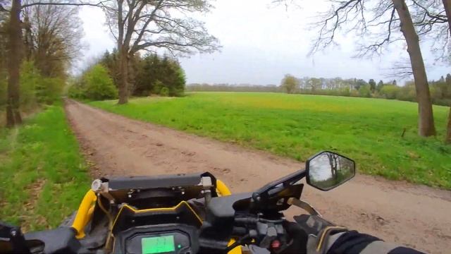 kleine Abendrunde - Stels Guepard 850 Trophy Pro смотреть онлайн