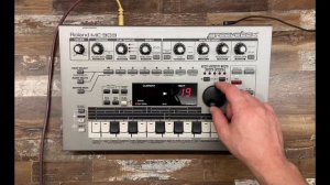 Roland MC 303 Groovebox Patterns