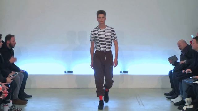 GOSHA RUBCHINSKIY A/W 2015 "SPORT" смотреть онлайн