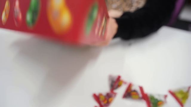 Милена в ШОКЕ ?Подарили Дочке На 1 ГОД Игровой ДОМИК / Распаковка Посылок с OZON и Wildberries смотреть онлайн