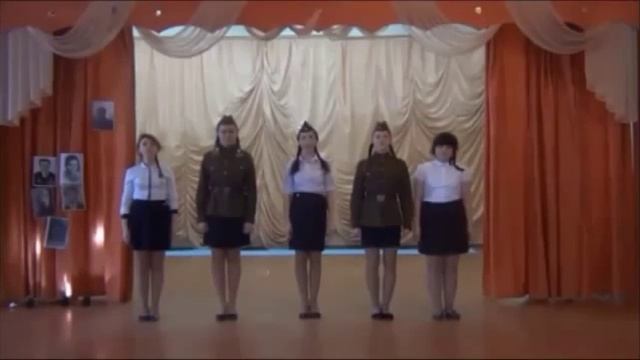 Евгений Долматовский В 45-м в мае...