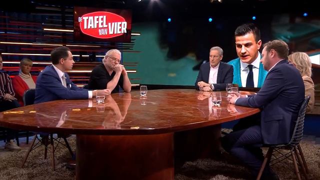 Tom Van Grieken over het vertrek van Dries Van Langenhove bij Gert смотреть онлайн