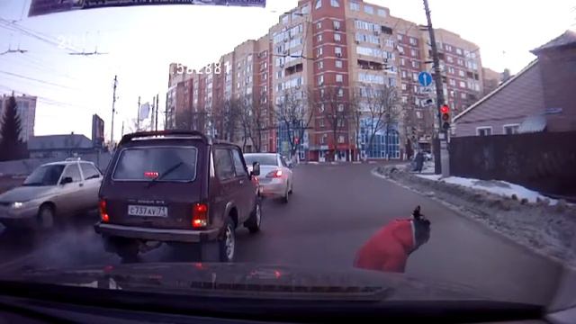 Пешеход всегда прав смотреть онлайн