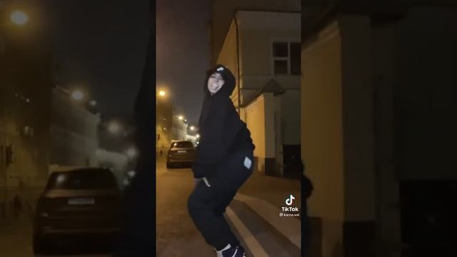 Тверк вали смотреть онлайн