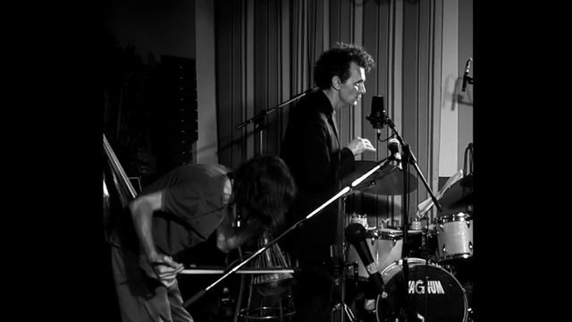 Christian Reiner & Dine Doneff - Chilli Jazz смотреть онлайн