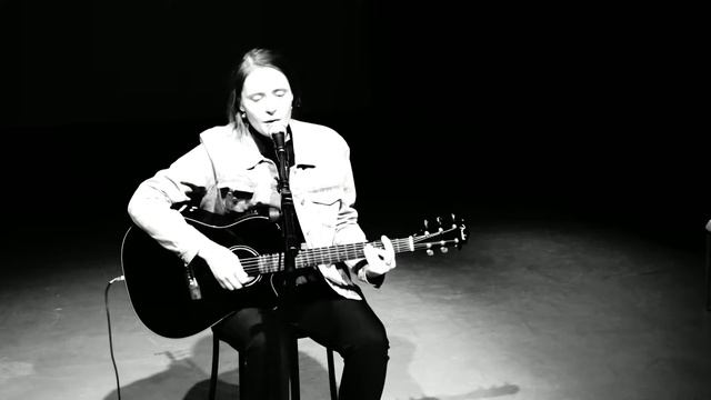 Земля АделИ - По млечному пути. 09.04.2017. "Апрельский квартирник" Санкт-Петербург. смотреть онлайн