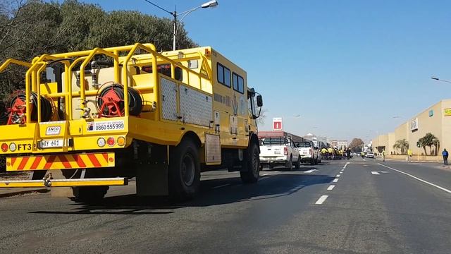 Potchefstroom Fire Protection Association - Parade Through the Streets of Potchefstroom смотреть онлайн