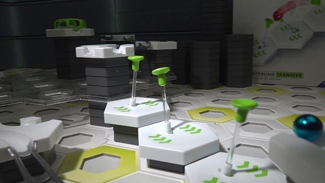 GraviTrax Transfer Unboxing смотреть онлайн
