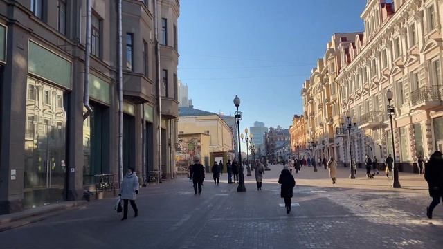 FPV Прогулка по Москве — Арбат: от Арбатской до Смоленской площади / Здание МИД смотреть онлайн