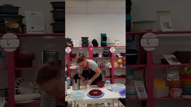 Live Cooking JelRing mit Conny смотреть онлайн