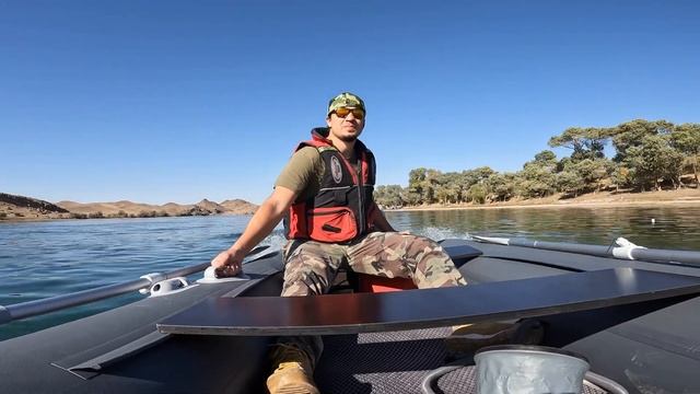 Последние теплые деньки сезона и первый спуск на воду Тайменя 3600LX. смотреть онлайн