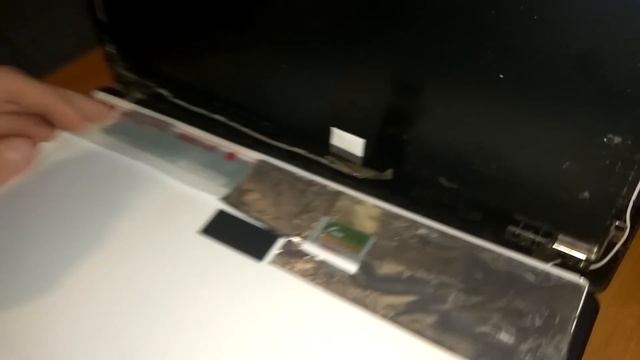 разбил экран на ноутбуке что делать или замена матрицы ноутбука asus x551ma смотреть онлайн