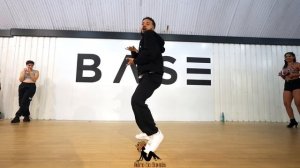 Asake - Lonely At The Top (AFRO IN HEELS)