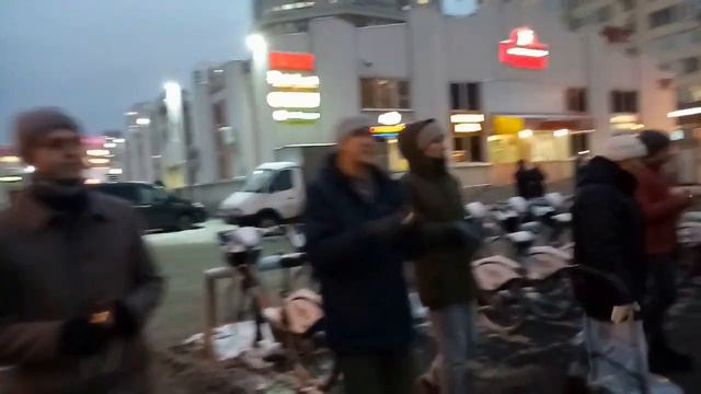 Харинама у м. Молодежная. 19 11 2022. смотреть онлайн