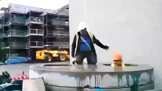 Когда на работе скучно смотреть онлайн