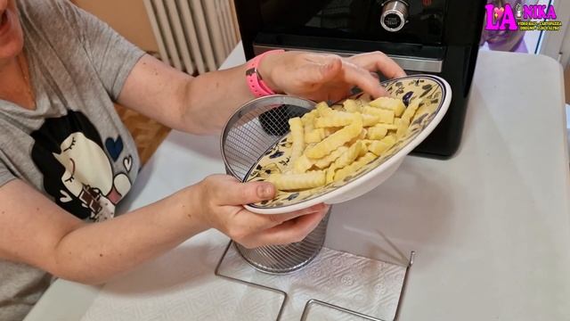 PROSCENIC T31 FORNO FRIGGITRICE AD ARIA SMART DA 15 LITRI UNBOXING E RECENSIONE By Nika смотреть онлайн