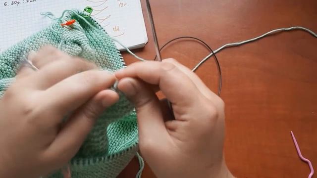 AlinaVjazet. Детский комбинезон с косами. МК. Часть 3. Как перейти на вязание тела! смотреть онлайн