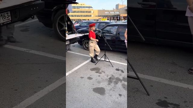 Амина Абдрашитова. Наша Родина Россия. Встреча братика из армии. смотреть онлайн