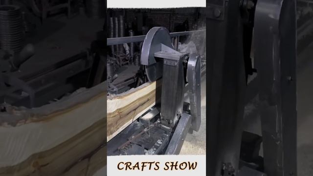 Wood sawing process- Good tools and machinery make work easy смотреть онлайн