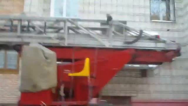 Лжепожар в Томске на ул. Вершинина, 32. смотреть онлайн