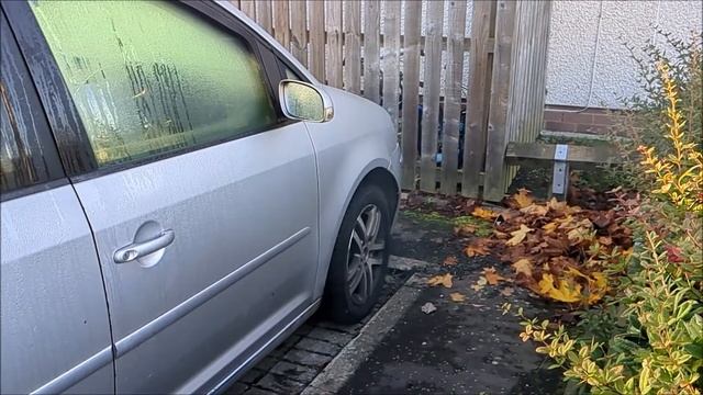 VW Touran - Webasto Smokes out the inside of the car! смотреть онлайн