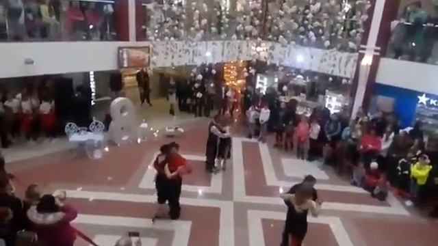 Ritmo del Amor e Bailame mucho - Tango vals смотреть онлайн