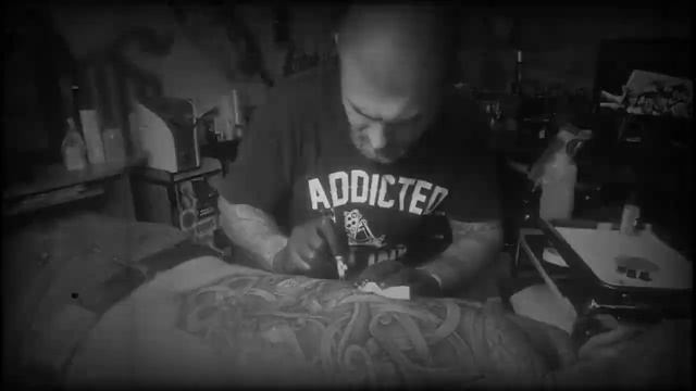 MaximDtattoo studio Татуировка на спине в процессе смотреть онлайн