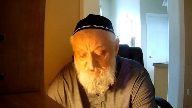 Сколько раз молятся иудеи в день?И является ли это обьязаностью?Мне просто интересно?Saddam