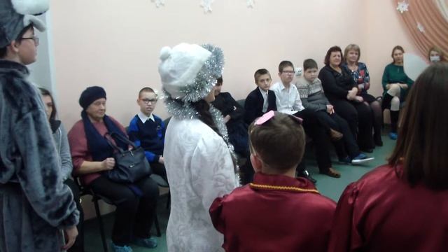 2018 12 25 Новый год 7-12 классы ГБОУ СО "Школа-интернат АОП №3 г. Саратова" смотреть онлайн