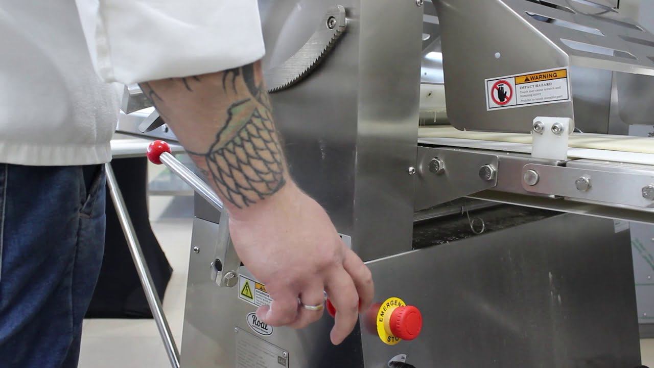 Тестораскатка RoalBakery Q-520F смотреть онлайн