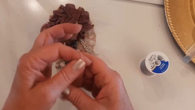 How To Make BEAUTIFUL Collage Brooches From Upcycled Materials